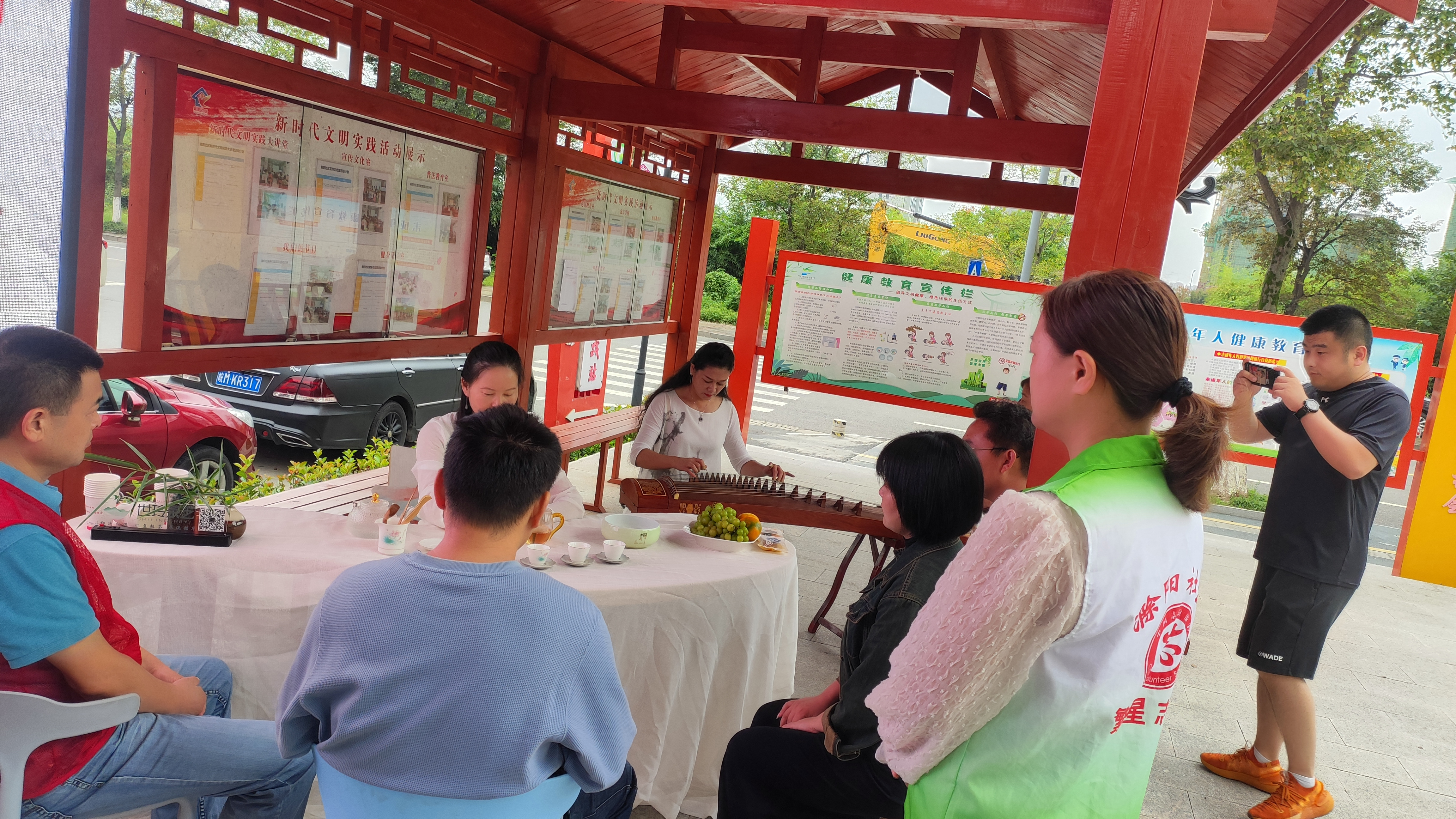 滁阳社区新时代文明实践站开展“团圆迎中秋 巧手做月饼”主题活动2.png
