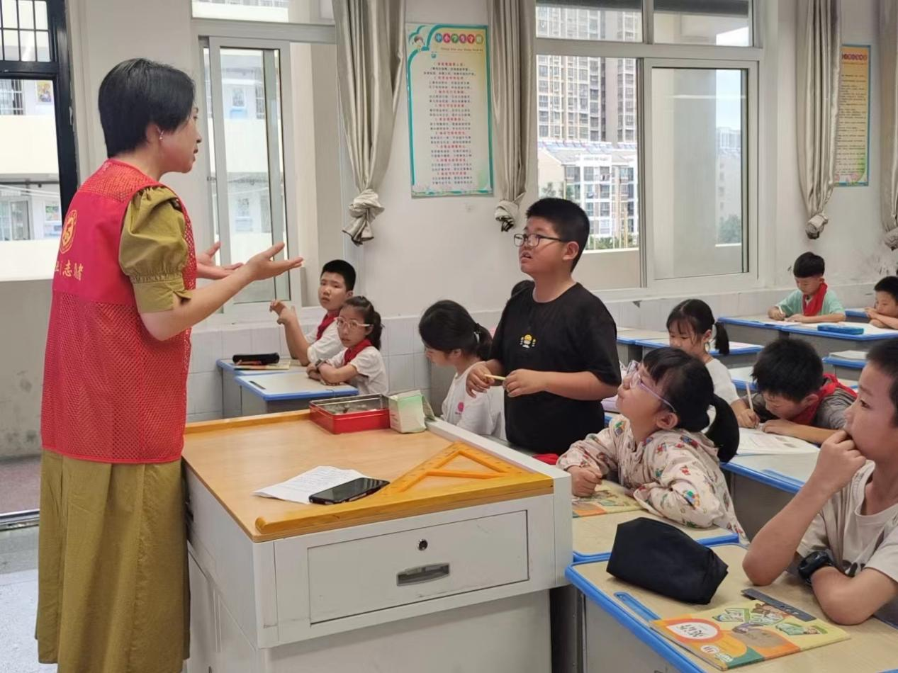 丰乐社区新时代文明实践站开展“邪教请远离我”——反对邪教崇尚科学科普活动2.png
