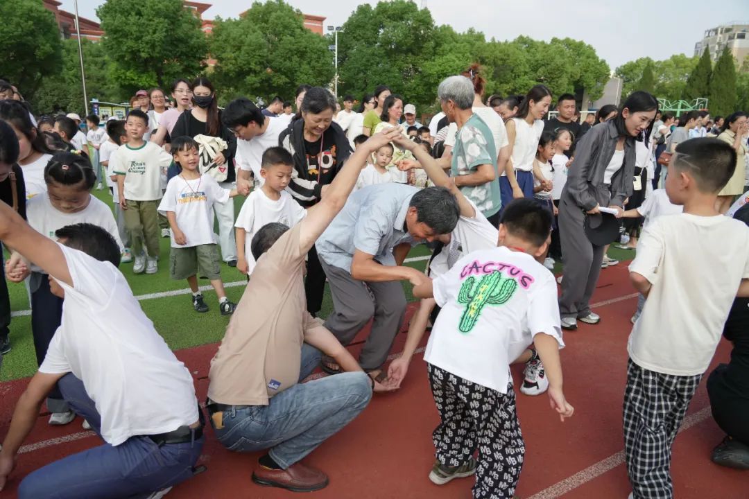 65db4bb734646ab82d917d3fcbae2d67.jpg